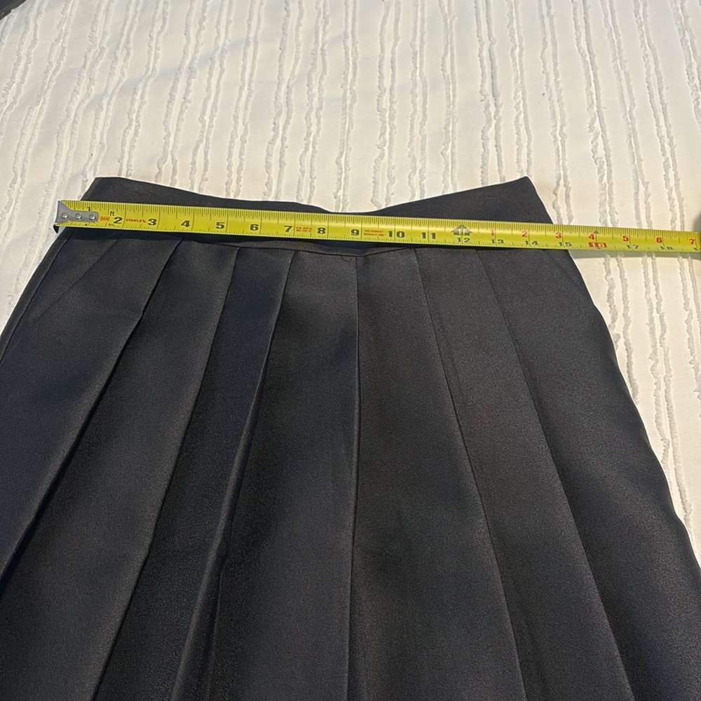 EUC Ann Taylor Skirt - 4P - Picture 6 of 13